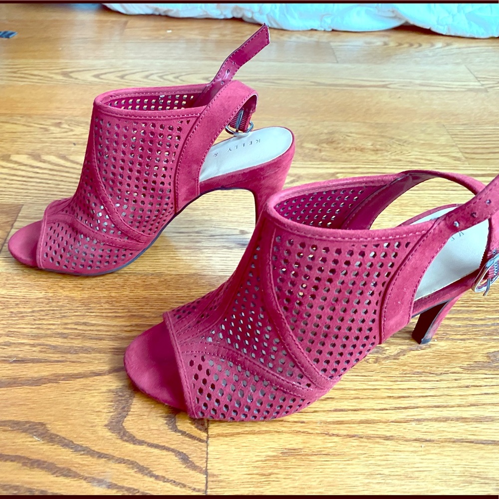 Burgundy Red Kelly & Katie heels!